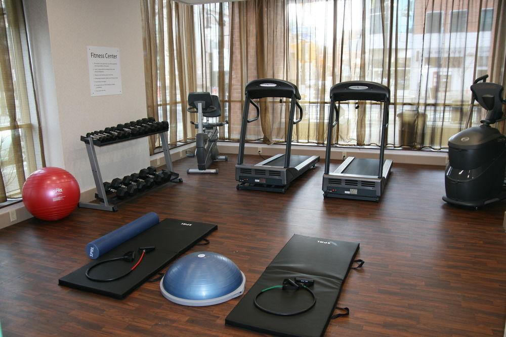 Holiday Inn Express & Suites Buffalo Downtown By Ihg Bagian luar foto